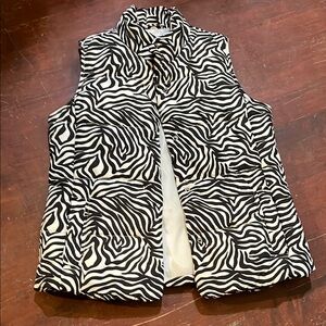 🌻3/$15🌻 Liz Claiborne vest